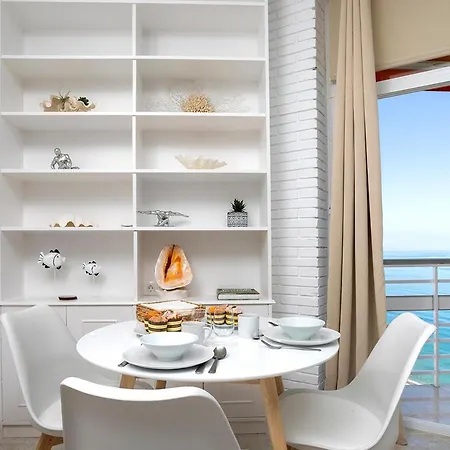 Coqueto Atico Junto A La Playa By Rent Me * Τορρεμολίνος