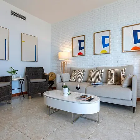 Coqueto Atico Junto A La Playa By Rent Me Apartman Torremolinos