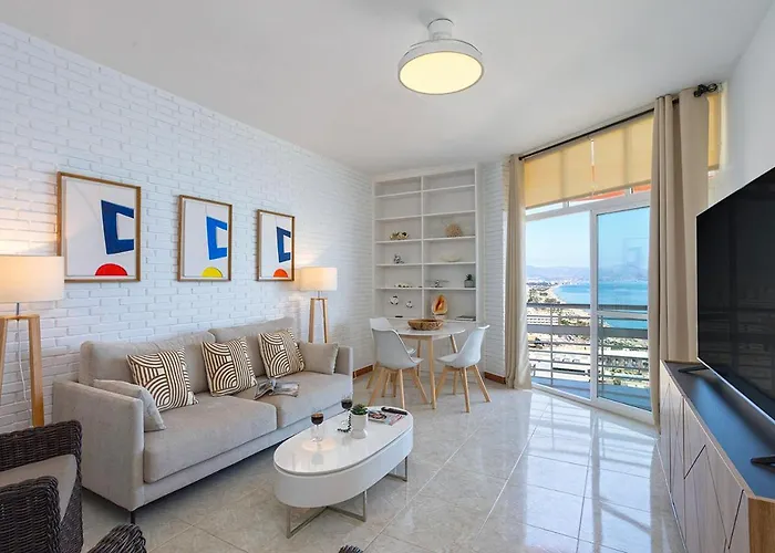 Lejlighed Coqueto Atico Junto A La Playa By Rent Me *