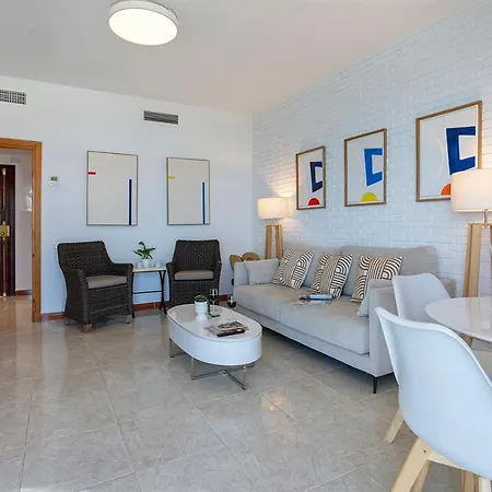 Apartamento Coqueto Atico Junto A La Playa By Rent Me *